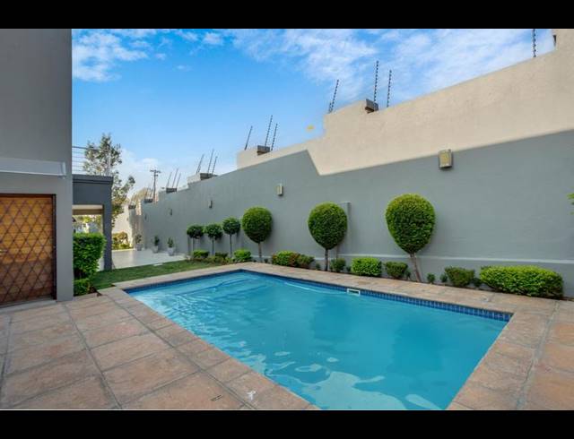 3 BEDROOM PROPERTY TO RENT IN BRYANSTON